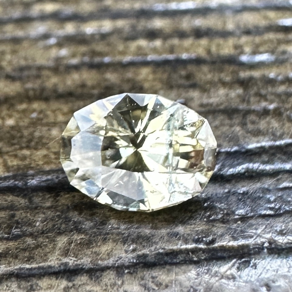 0.38ct Montana Sapphire Faceted Stone SA031