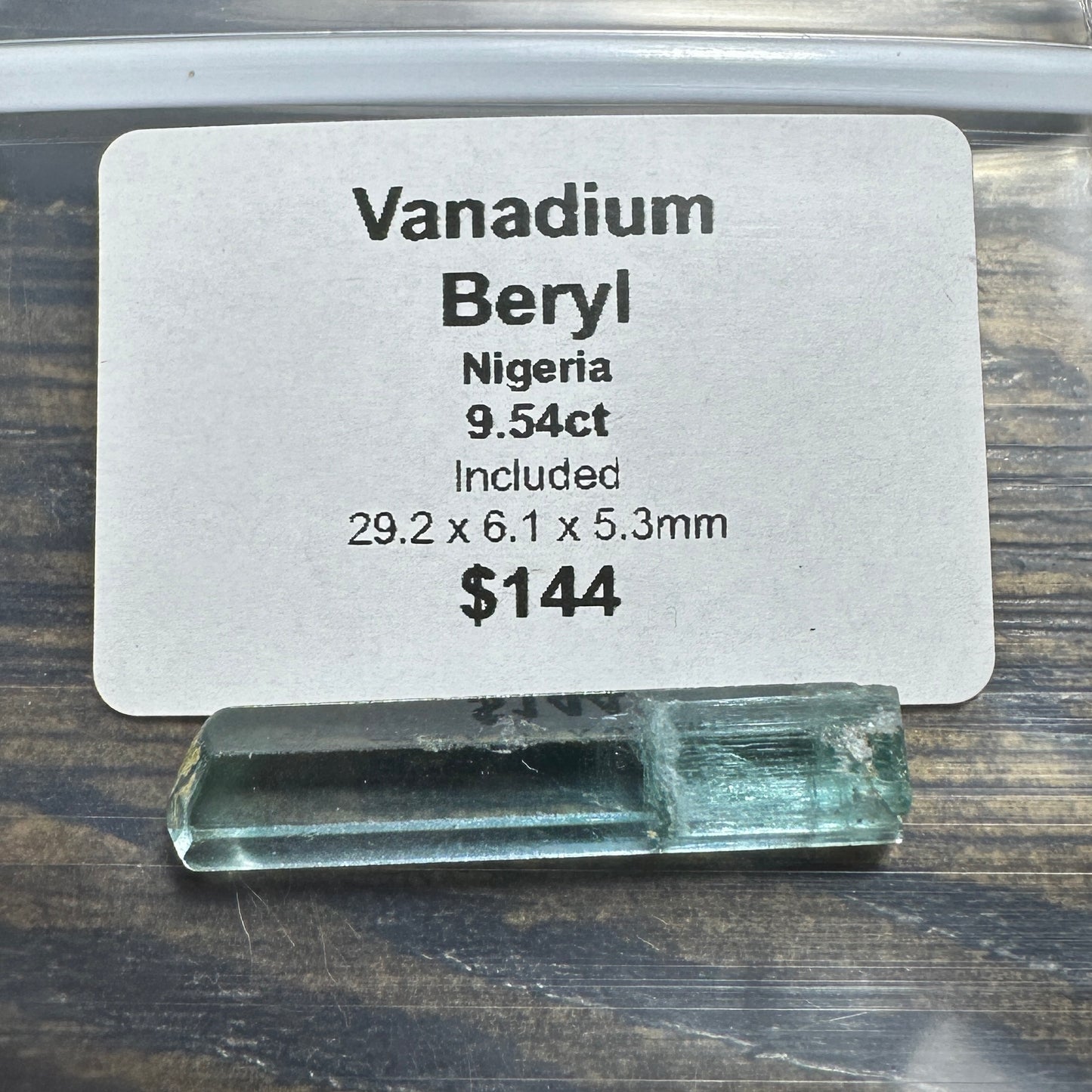 9.54ct VANADIUM BERYL Facet Rough