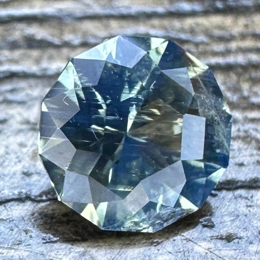 0.98ct GOMBE SAPPHIRE Faceted Stone SA036