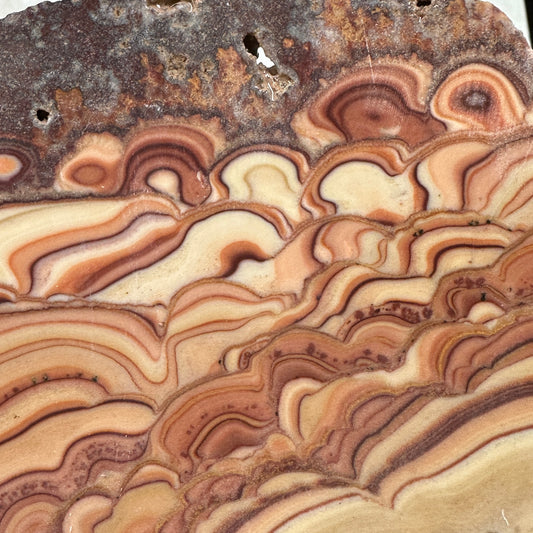 ROLLING HILLS DOLOMITE Slab - 200 grams