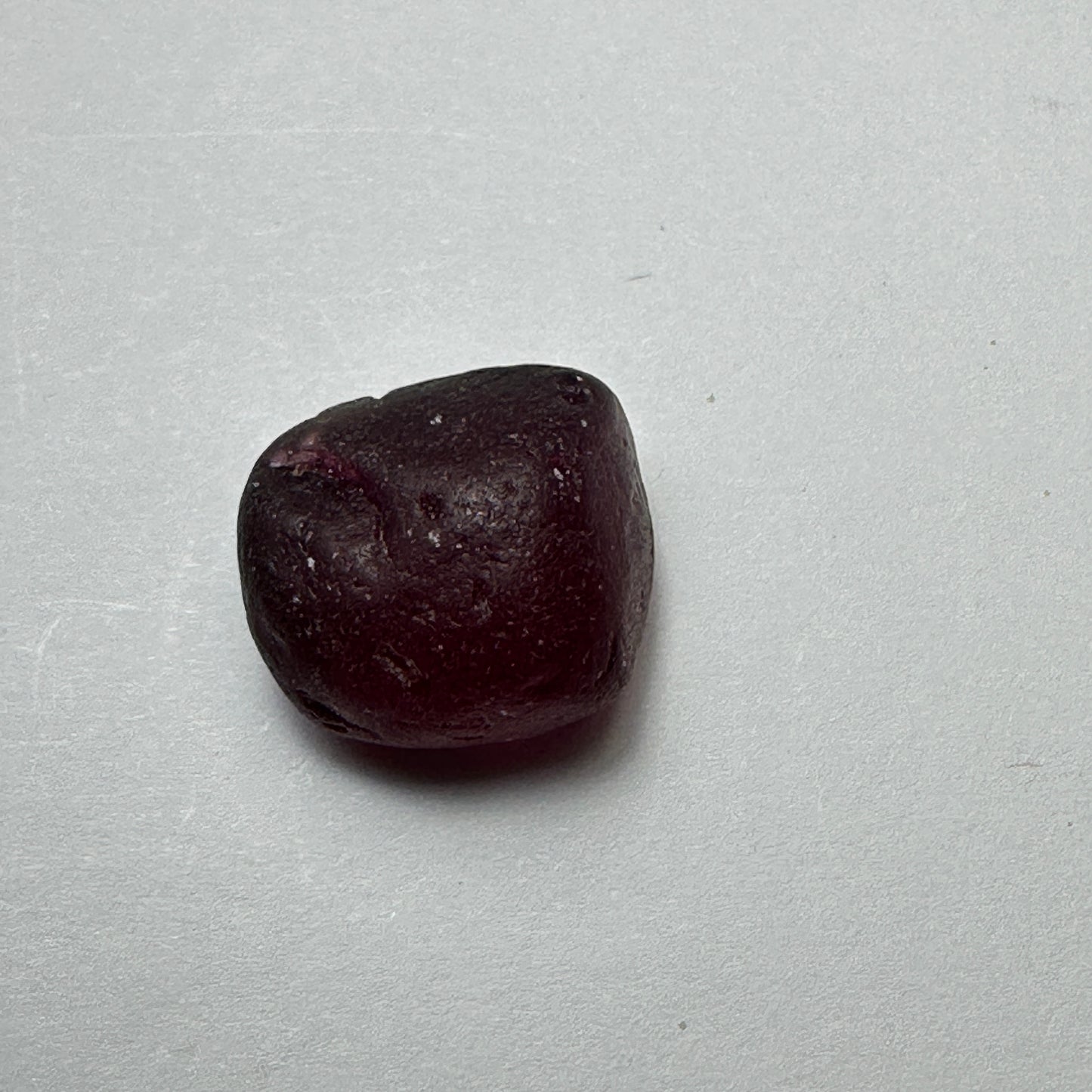 16.6ct RHODOLITE GARNET Facet Rough