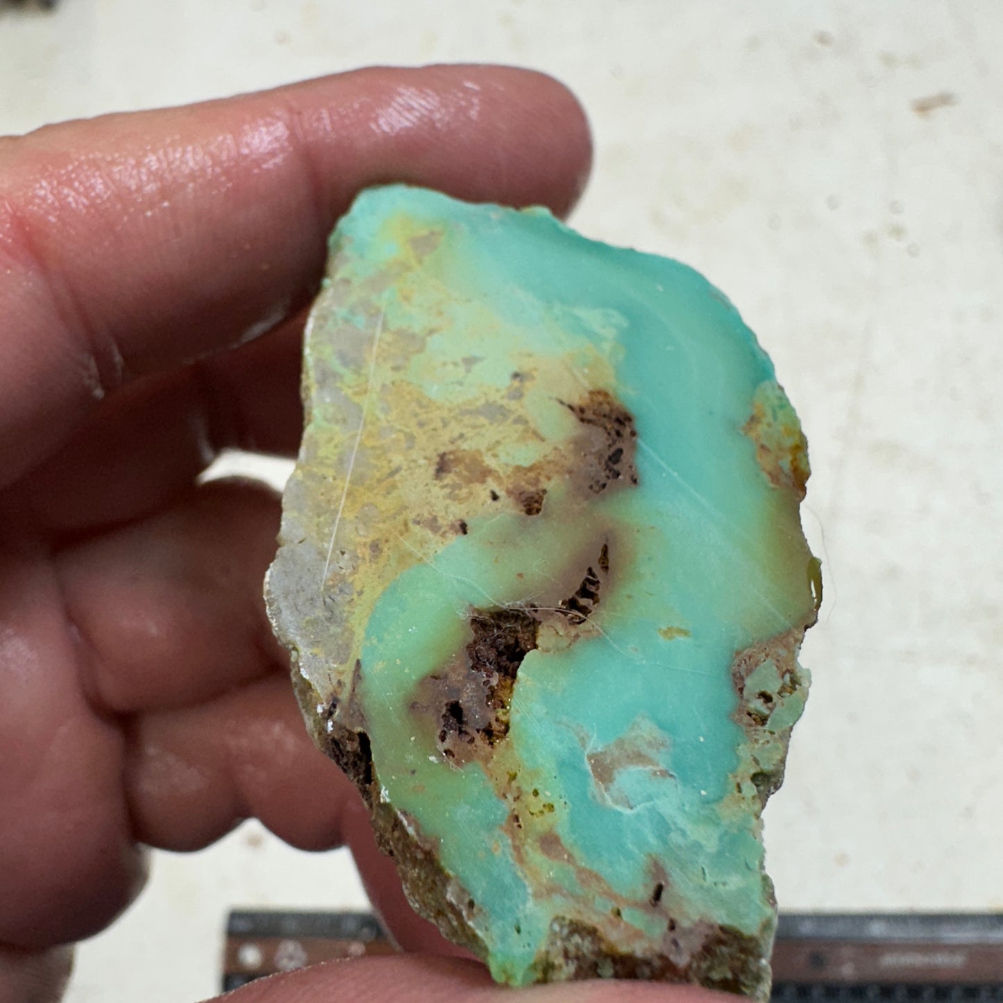 STELLA BLUE TURQUOISE Faced Rough - 77 grams