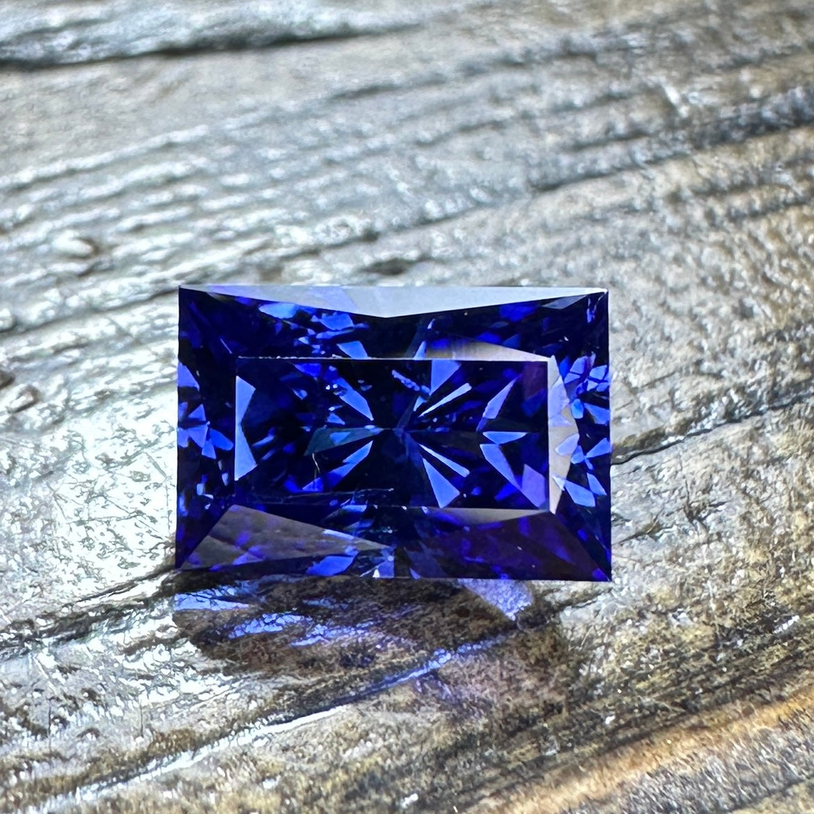 2.26ct Heated TANZANITE Faceted Stone TAN001