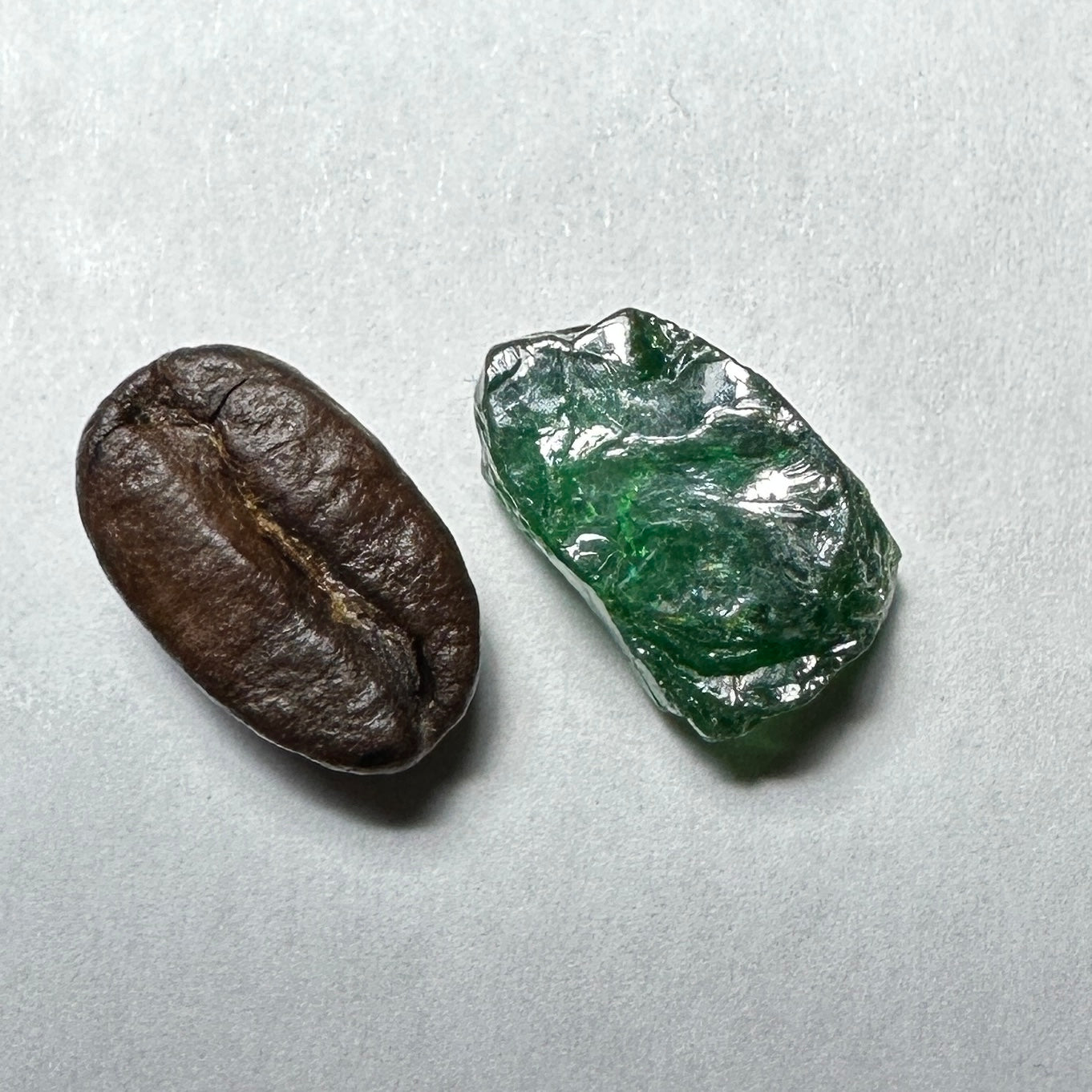 5.89ct TSAVORITE GARNET Facet Rough