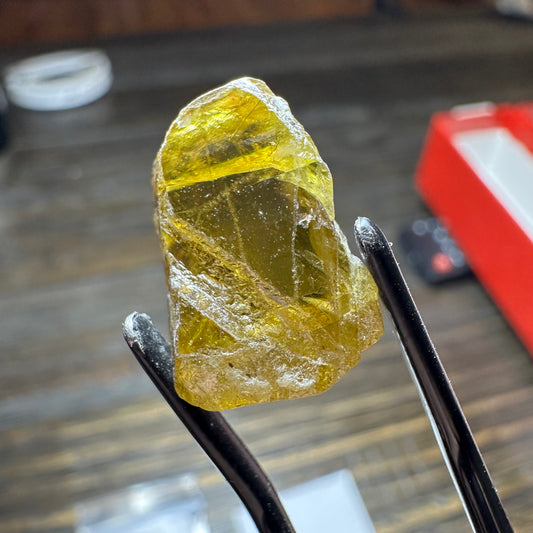 16.16ct SPHENE Facet Rough