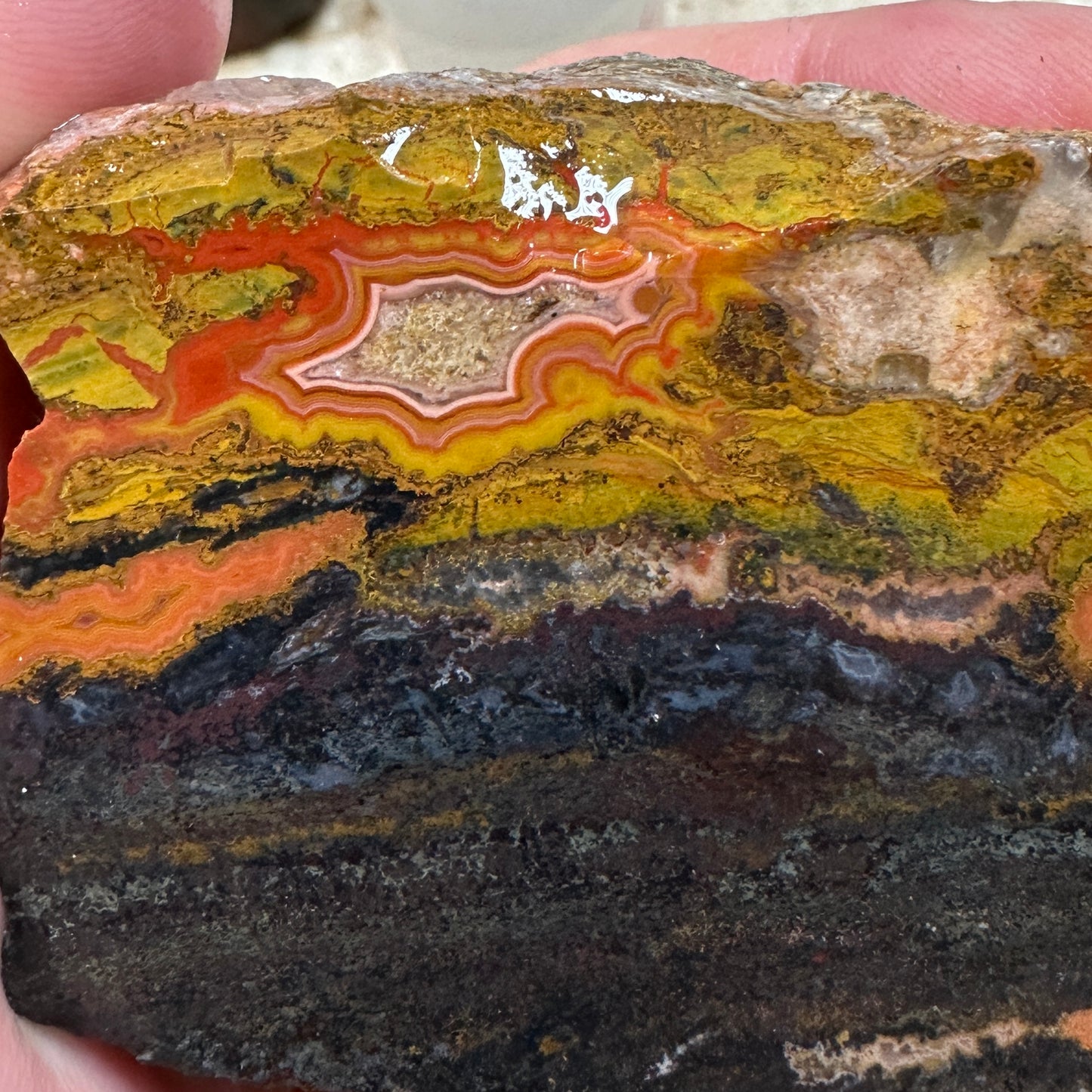 MOROCCAN AGATE Faced Rough - 0.80 Pounds