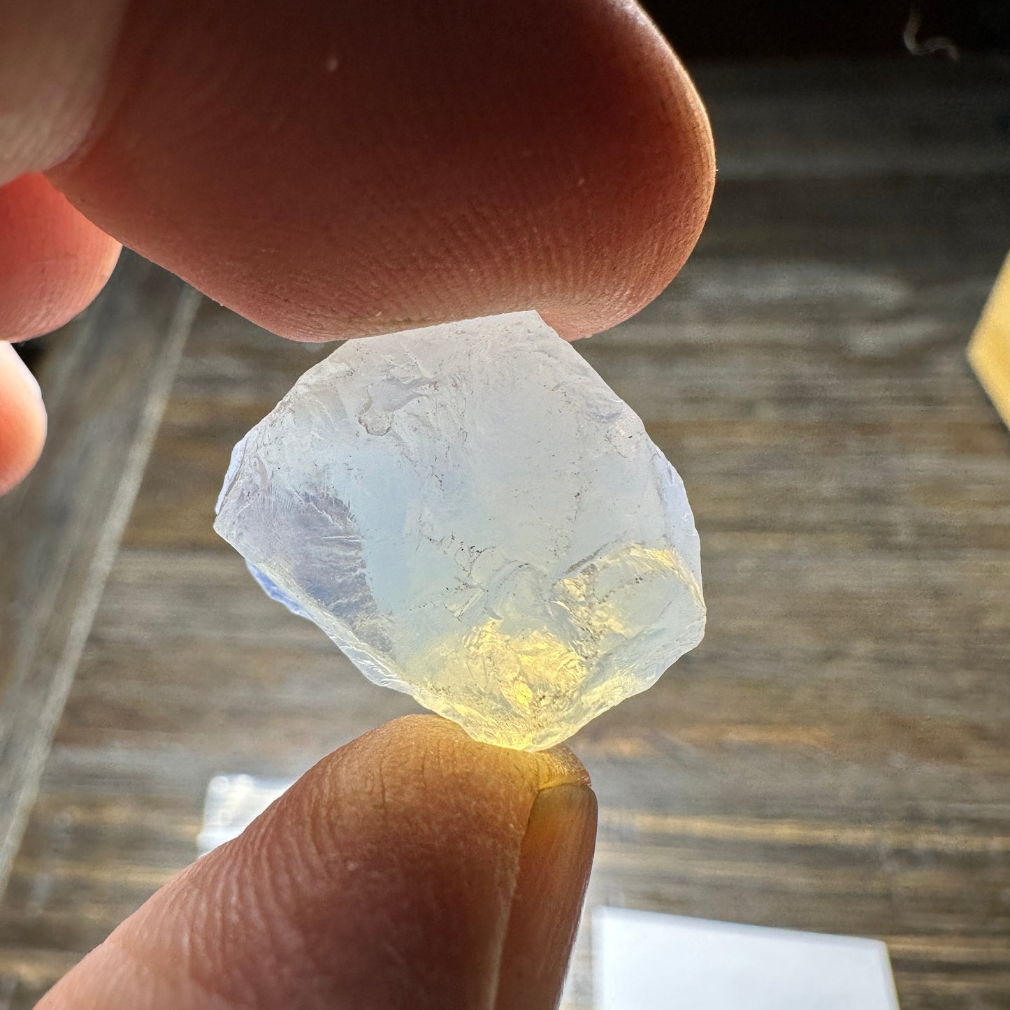 37.9ct MILKY QUARTZ Facet Rough
