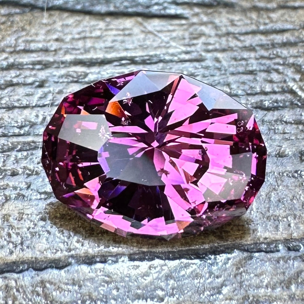2.8ct Tanga GARNET Faceted Stone GAR002