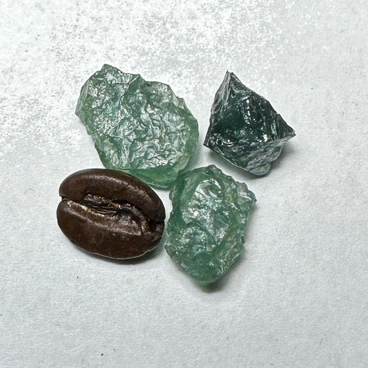 KORNERUPINE 3pcs., 3.68g Facet Rough Parcel