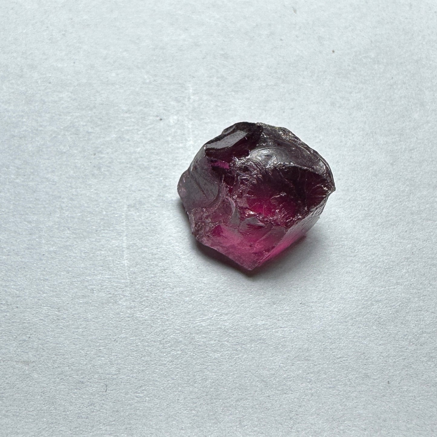 7.34ct RHODOLITE GARNET Facet Rough