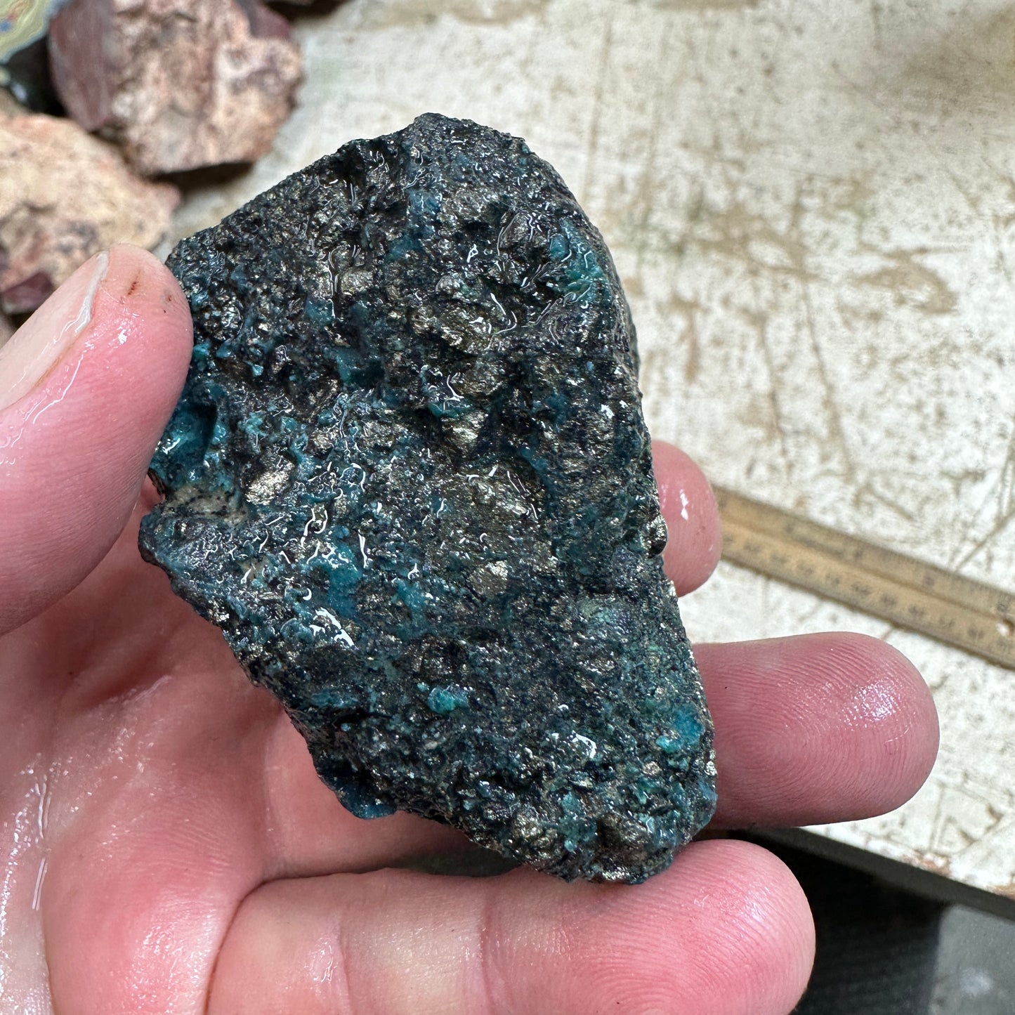 274 gram MORENCI2 Turquoise rough