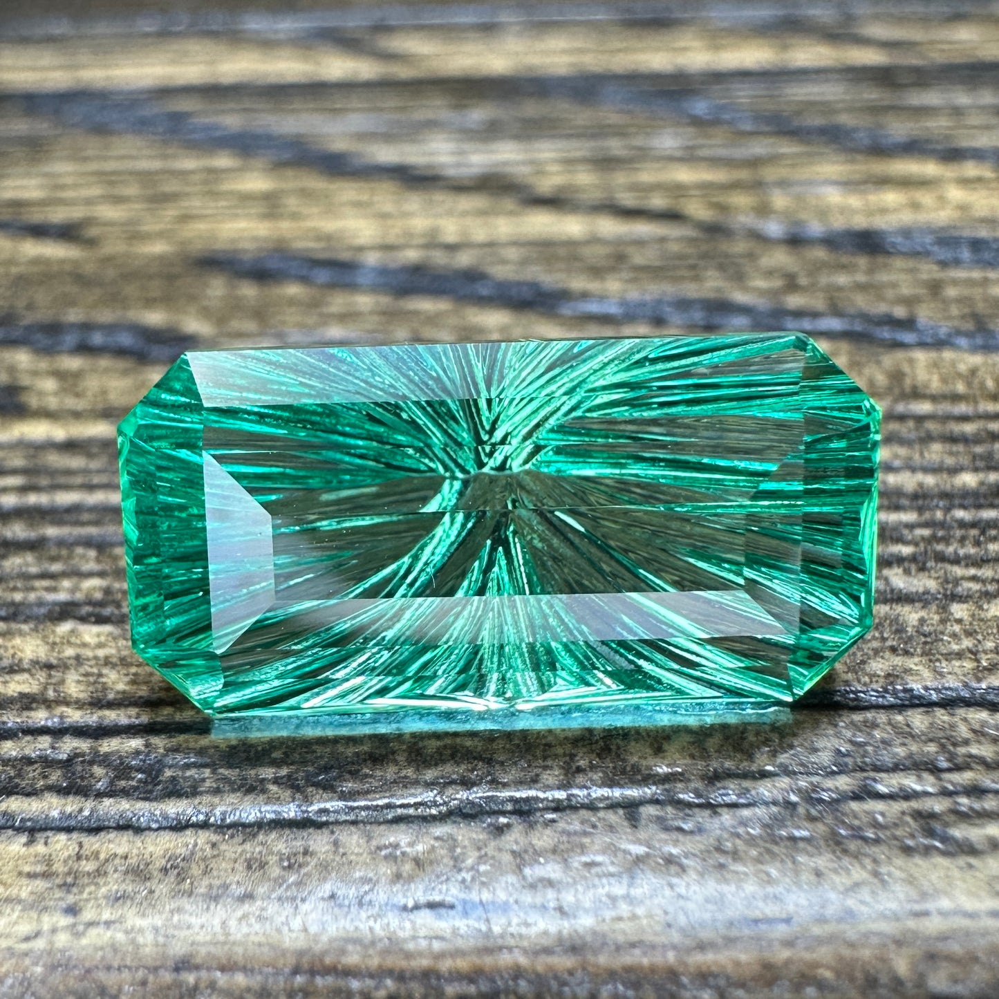 10.81ct COBALT SAPPHIRE Faceted Stone LAB002