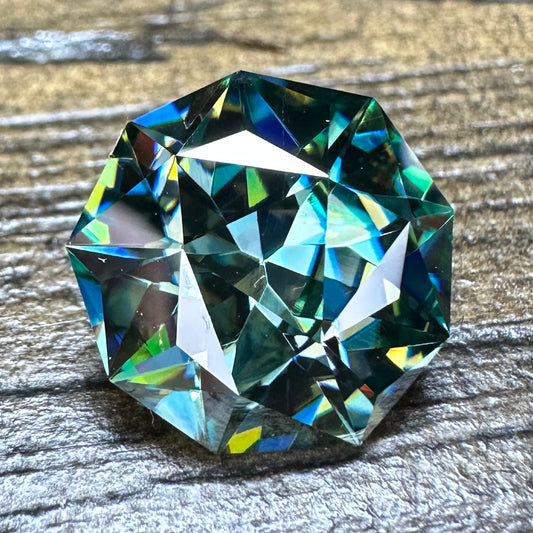 4.32ct DICHROIC MOISSANITE Faceted Stone