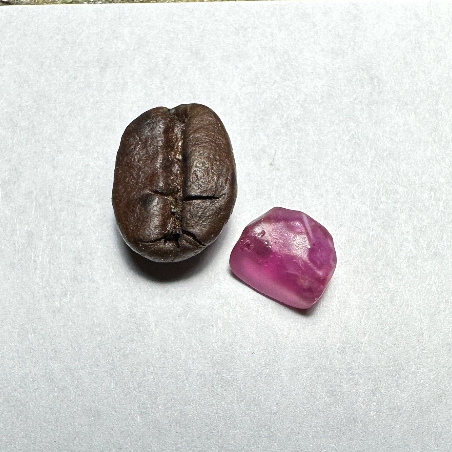 1.65ct LAKE BARINGO RUBY Facet Rough