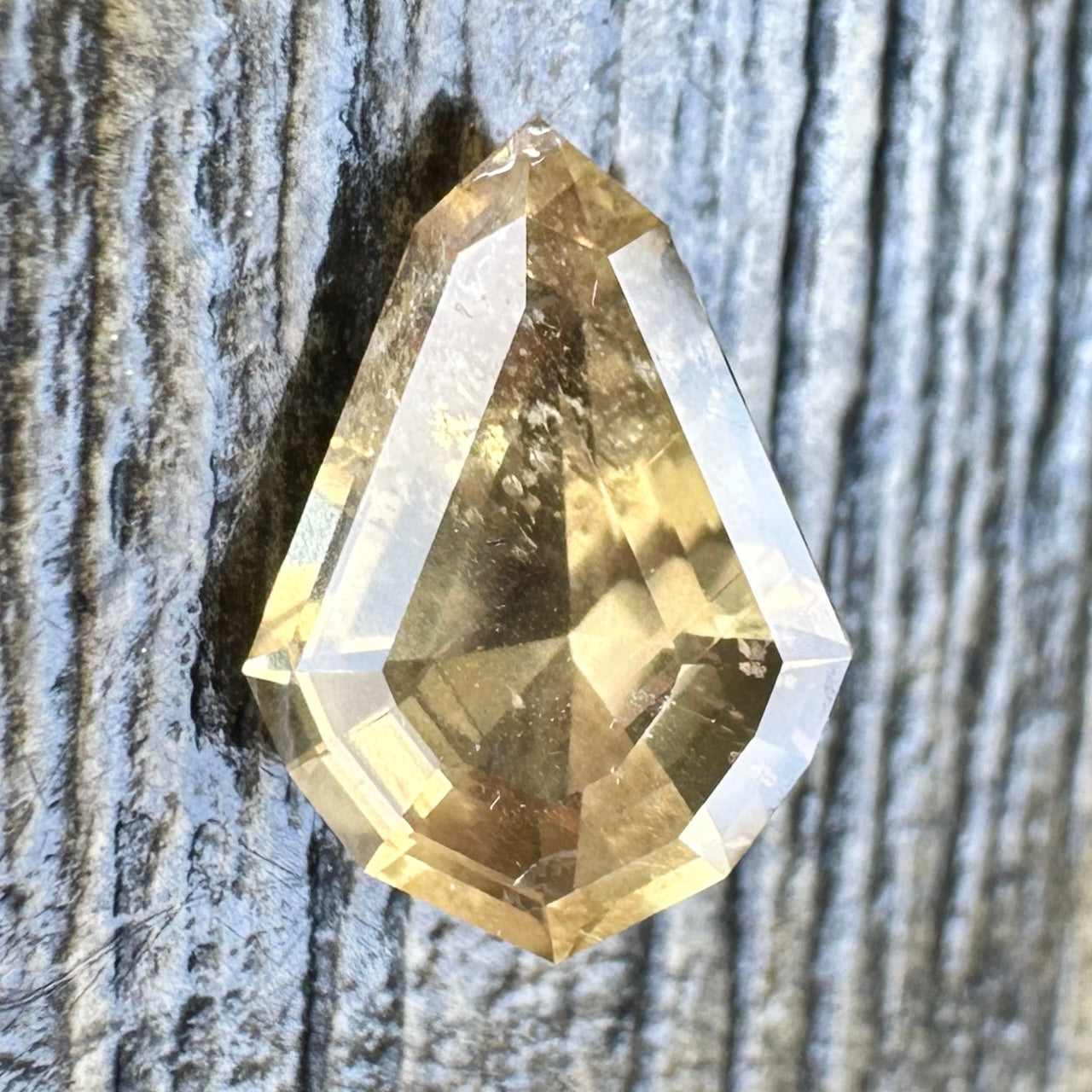 2.16ct Umba Sapphire Faceted Stone SA010