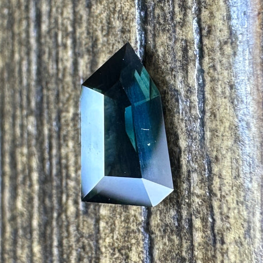 0.84ct Australian Sapphire Faceted Stone SA033