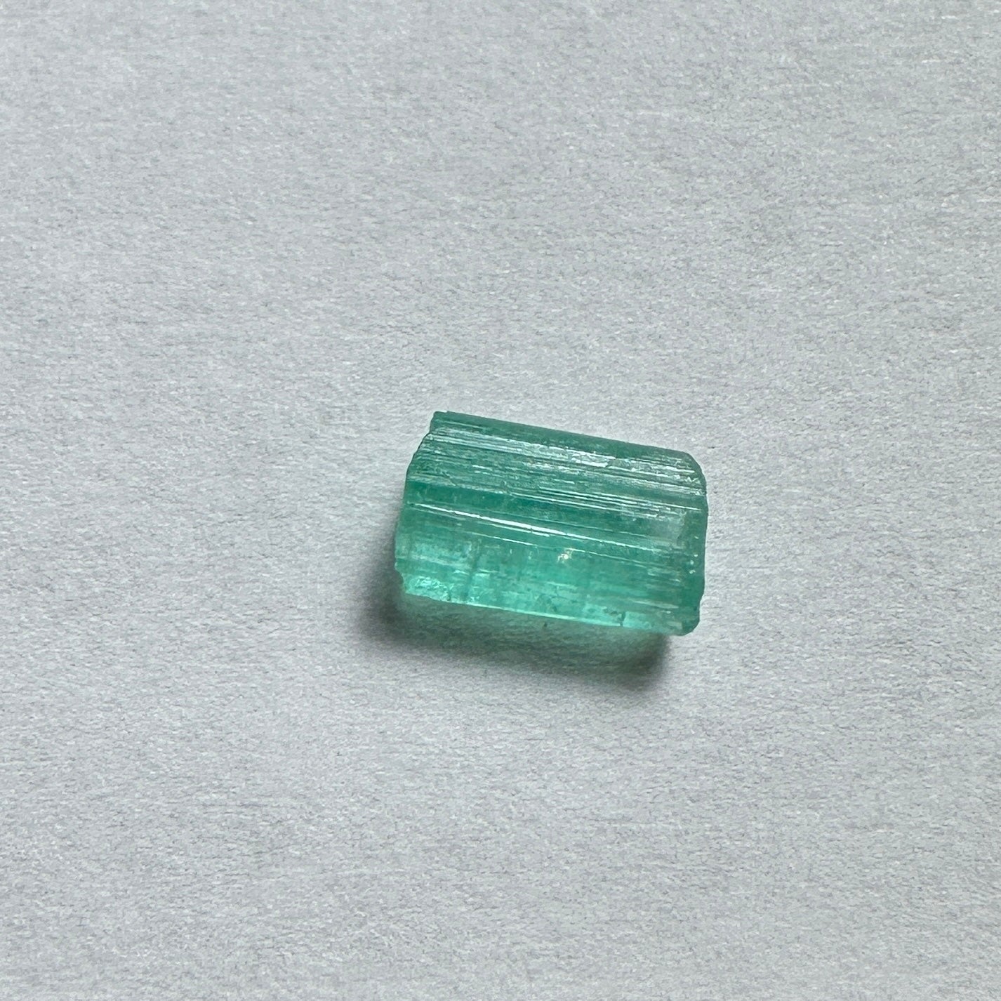 1.76ct COLUMBIAN EMERALD Facet Rough