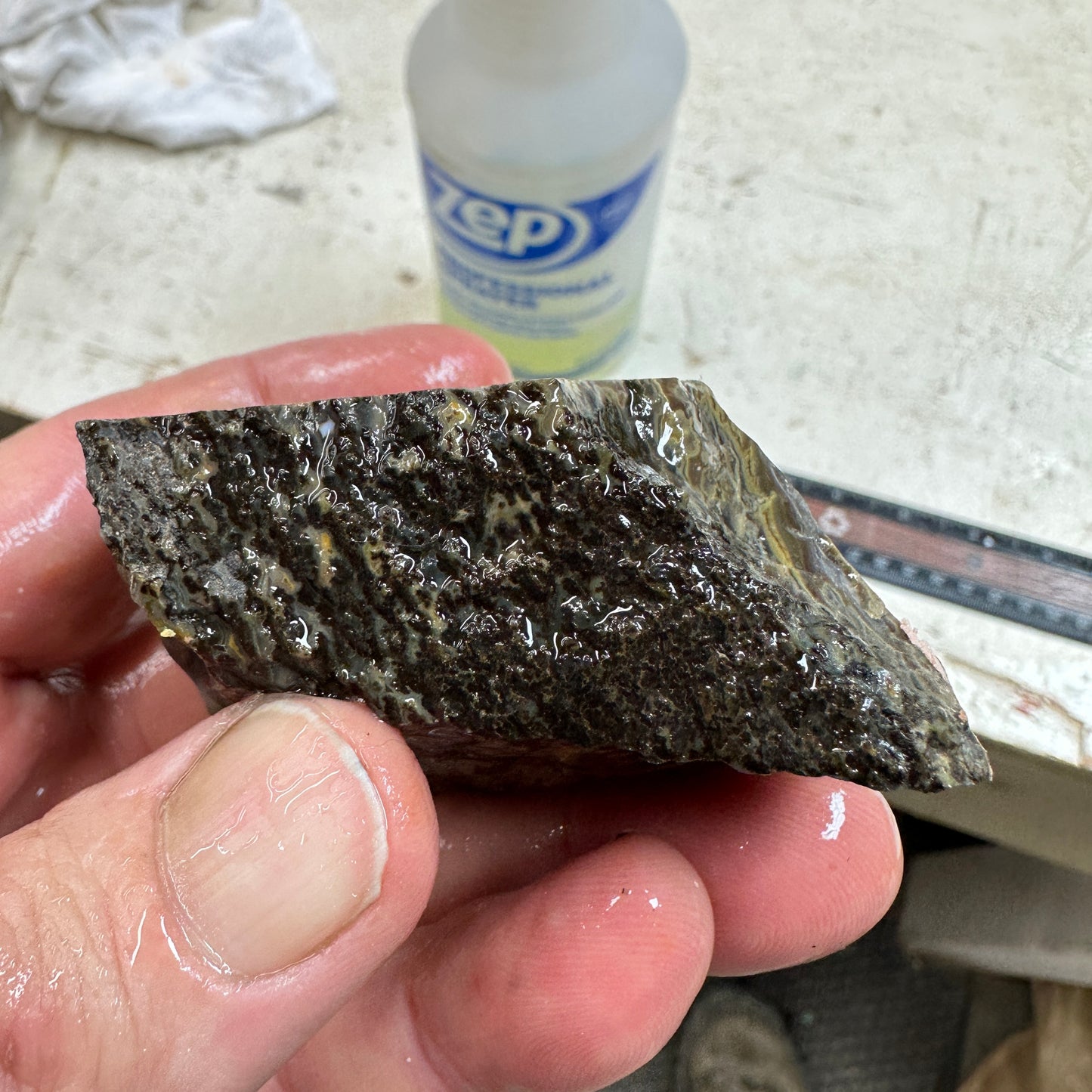 IDAHO WILDFIRE PLUME AGATE Faced Rough - 4.12oz