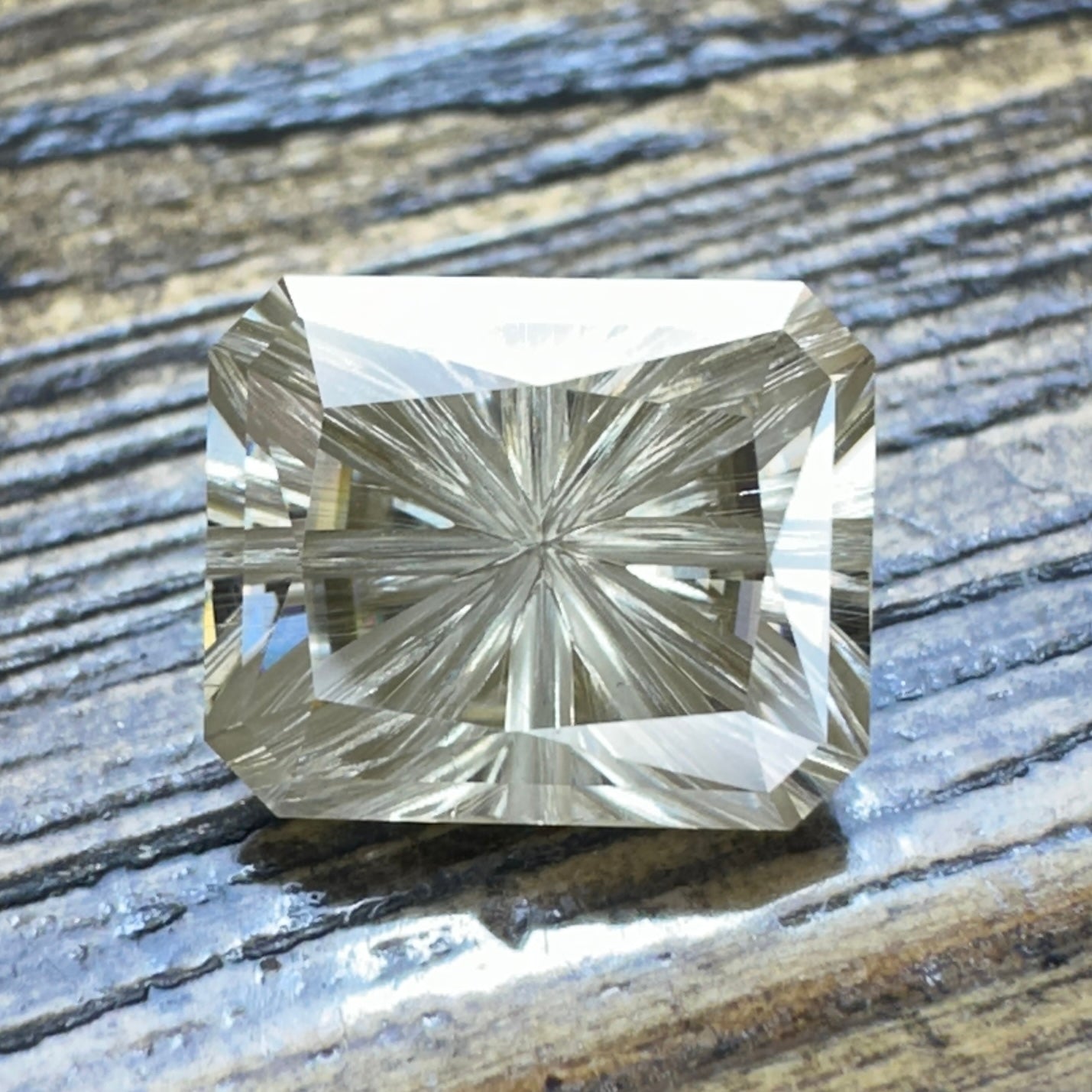 4.53ct NEEDLY MOISSANITE Faceted Stone LAB001