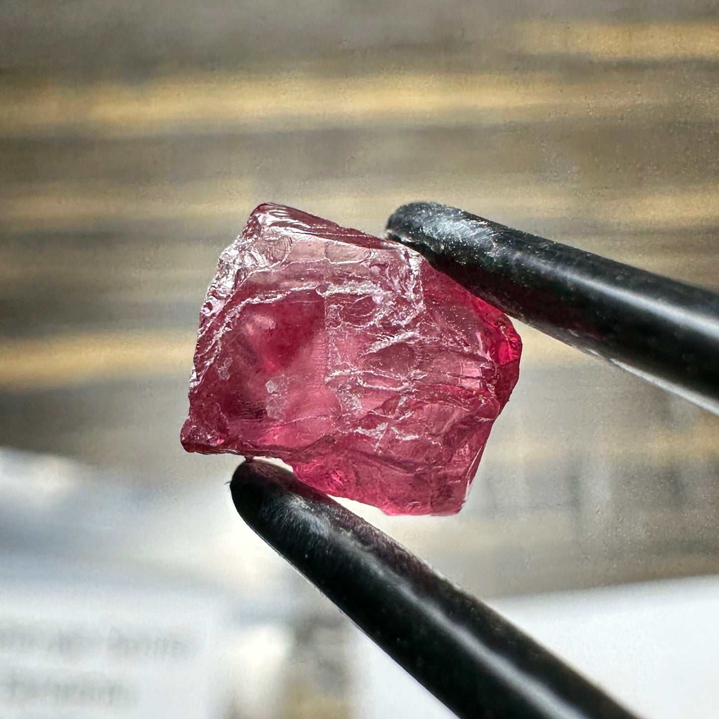 MAHENGE SPINEL 4pcs., 1.65g Facet Rough Parcel