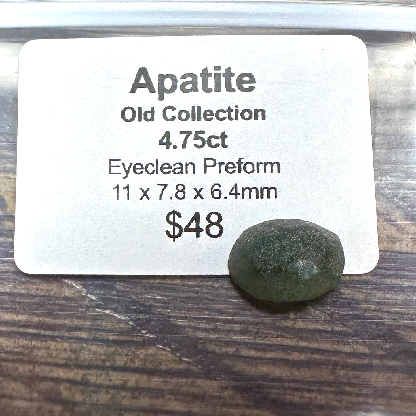 4.75ct GREEN APATITE Preformed Facet Rough