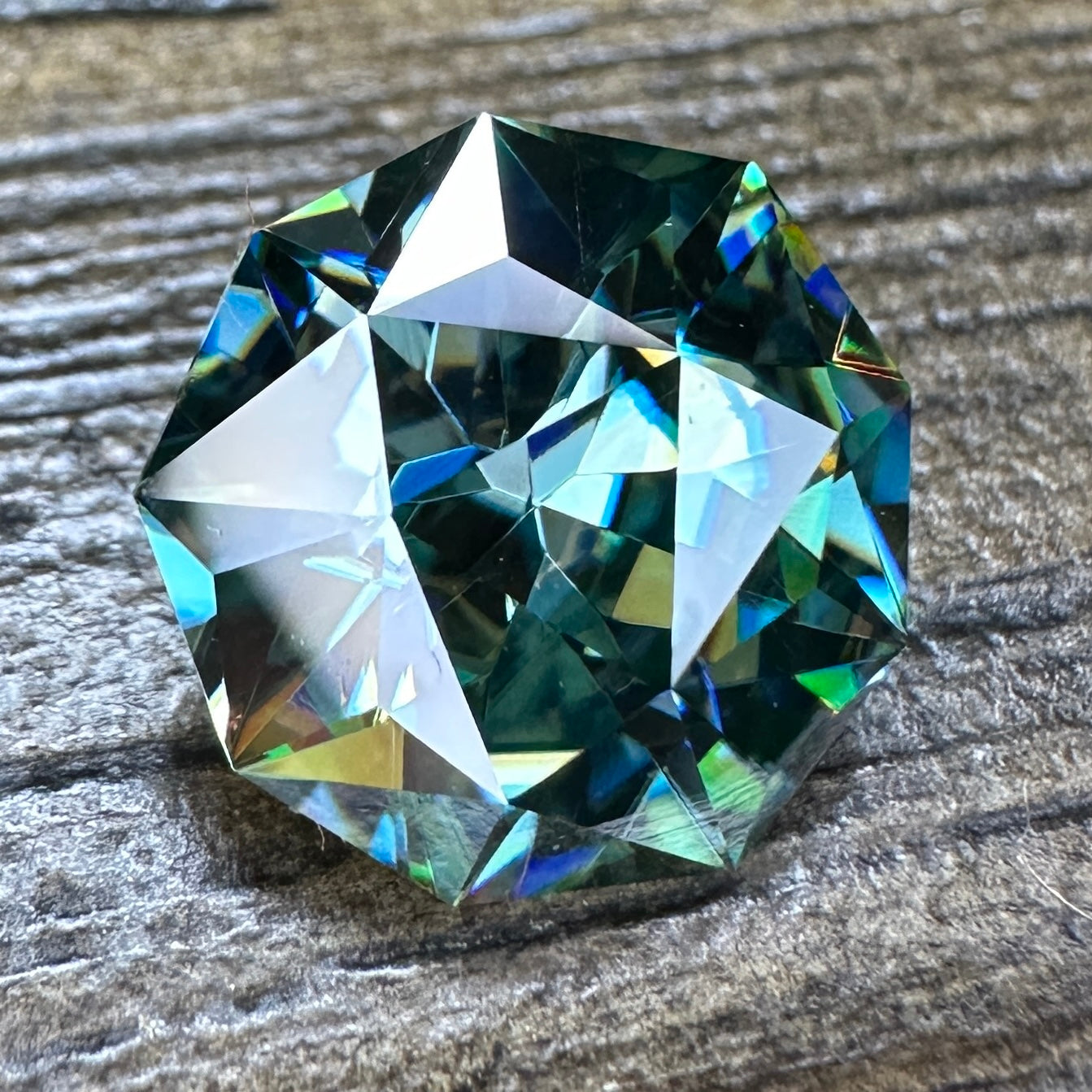 4.32ct DICHROIC MOISSANITE Faceted Stone