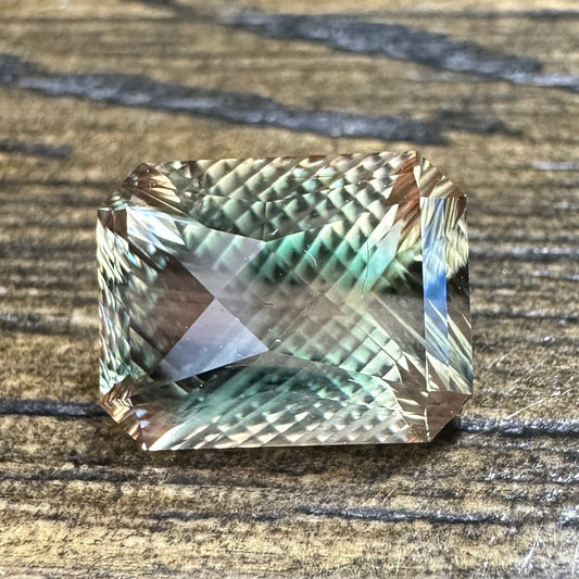 4.79ct Green OREGON SUNSTONE Faceted Stone SUN001