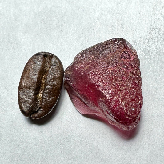 18.54ct TANGA ROSE GARNET Facet Rough