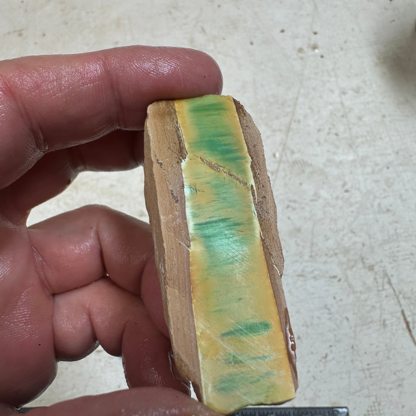 Polychrome AUSTRALIAN VARISCITE Faced Rough - 82 grams